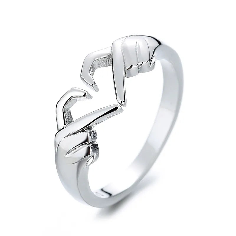 New Romantic Love Hand with Heart Shaped Ring - Fútbol Essentials